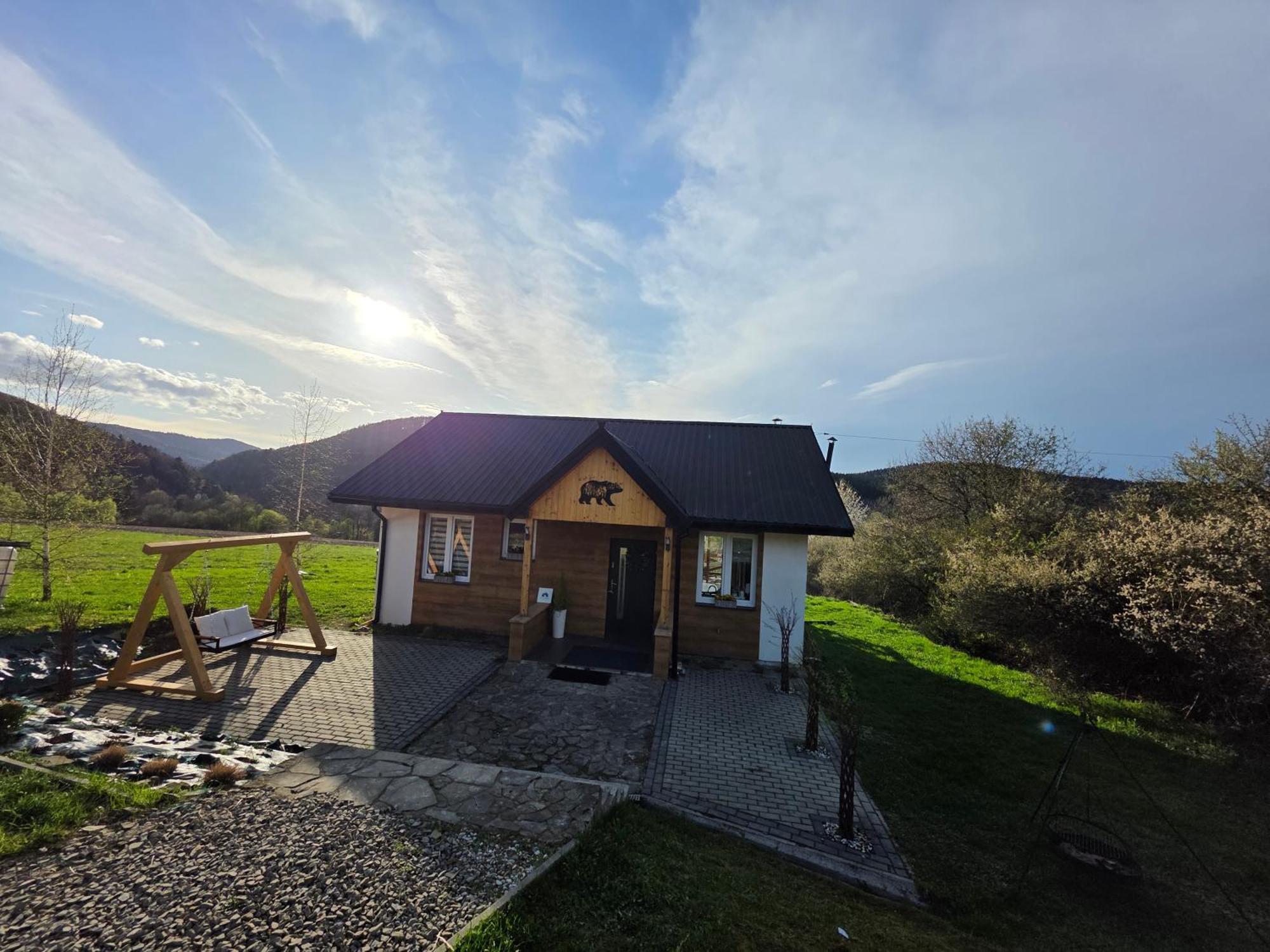 Niedzwiadka Beskid Niski * Устя-Руське
